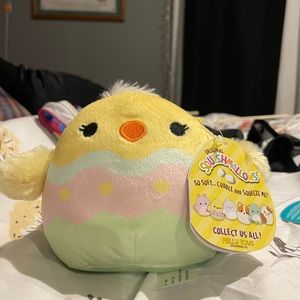 5” Aimee the chick/egg squishmallow easter collection